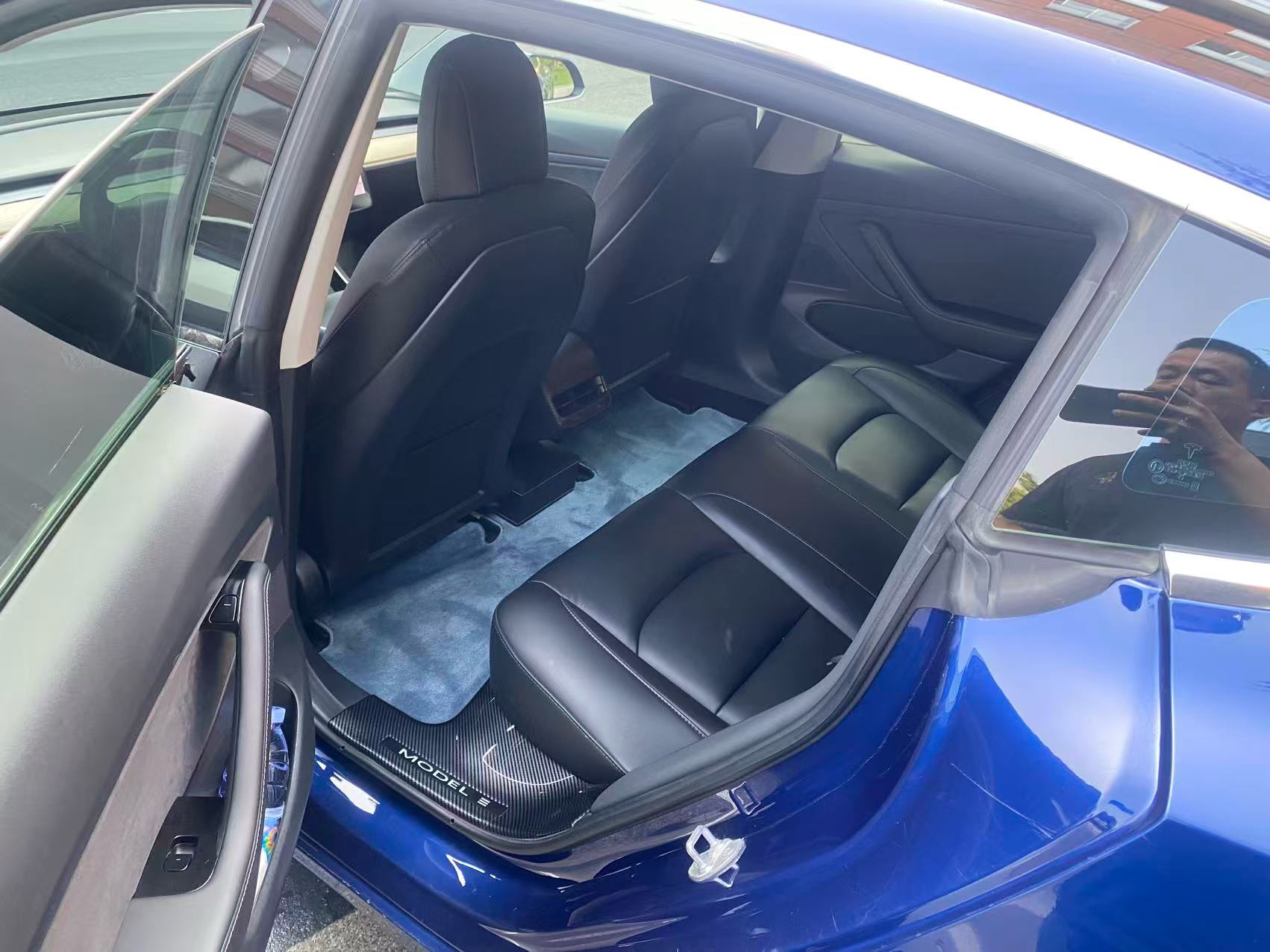 Tesla Model 3 2020 صورة سيارة #2