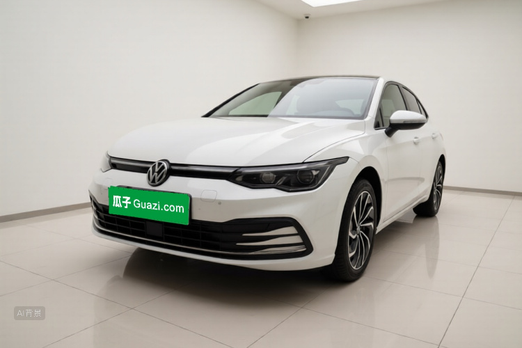 Volkswagen Golf 2021 car image #2