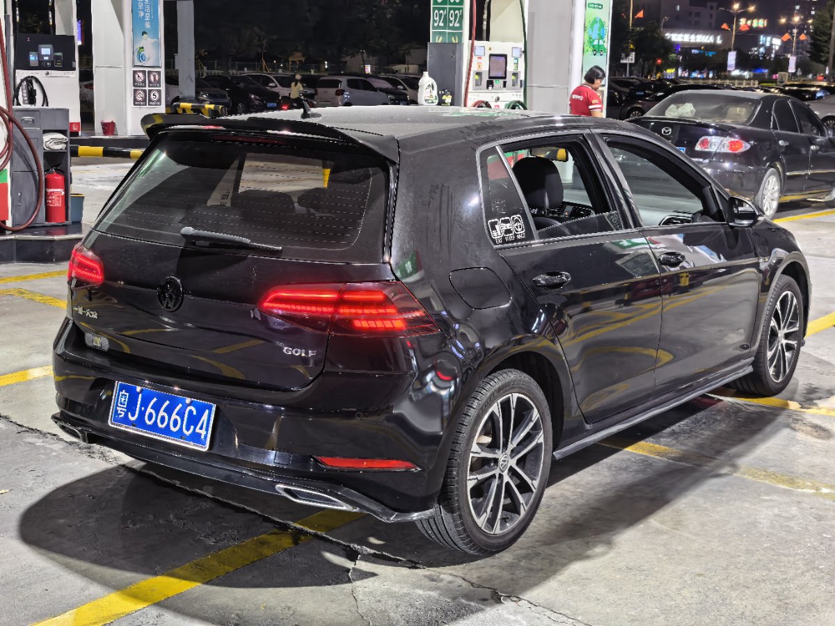 Volkswagen Golf 2019 #2 Volkswagen Golf 2019 car image #2