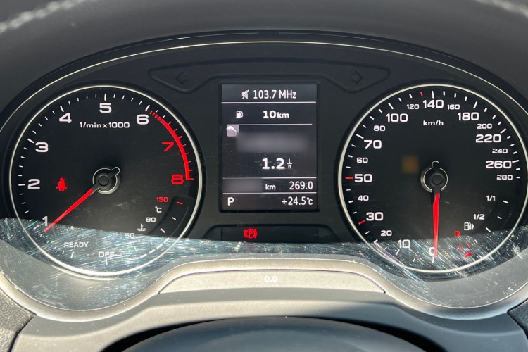 Audi A3 2019 car image #21