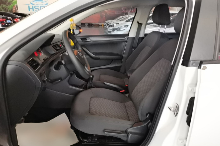 Volkswagen Santana 2018 #15 Volkswagen Santana 2018 car image #15