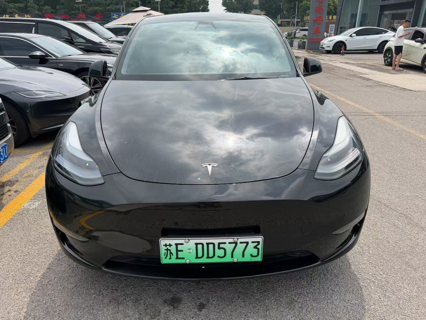Tesla Model Y 2021 #4 Tesla Model Y 2021 car image #4
