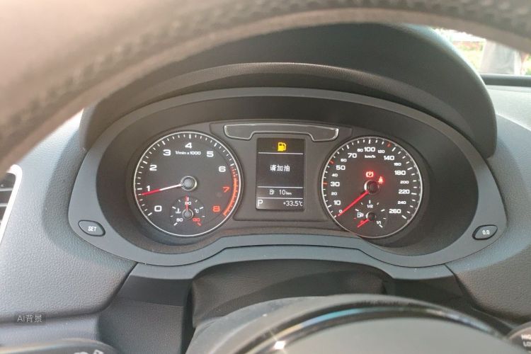 Audi Q3 2019 #13 Audi Q3 2019 car image #13