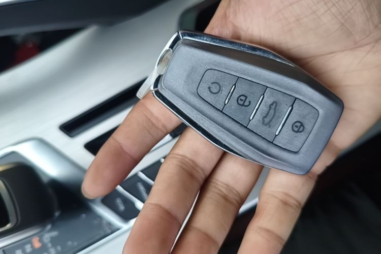 GEELY Coolray 2019 #9 GEELY Coolray 2019 car image #9