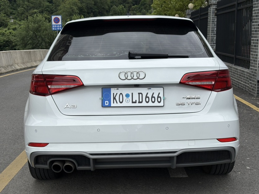 Audi A3 2019 car image #8