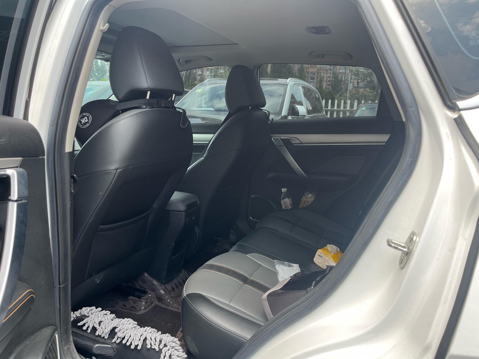 GEELY Coolray 2023 car image #3