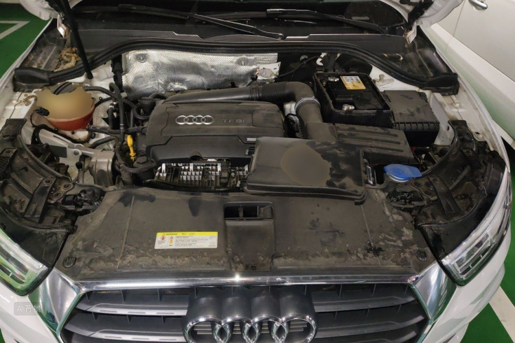 Audi Q3 2018 #22 Audi Q3 2018 car image #22
