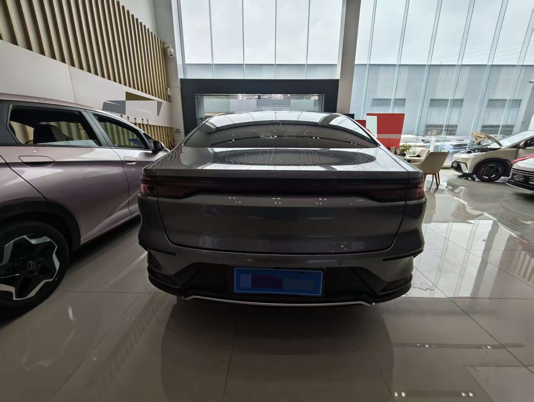 BYD Han 2023 car image #7