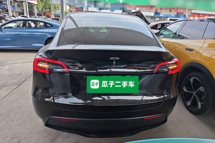 Tesla Model Y 2021 car image #4