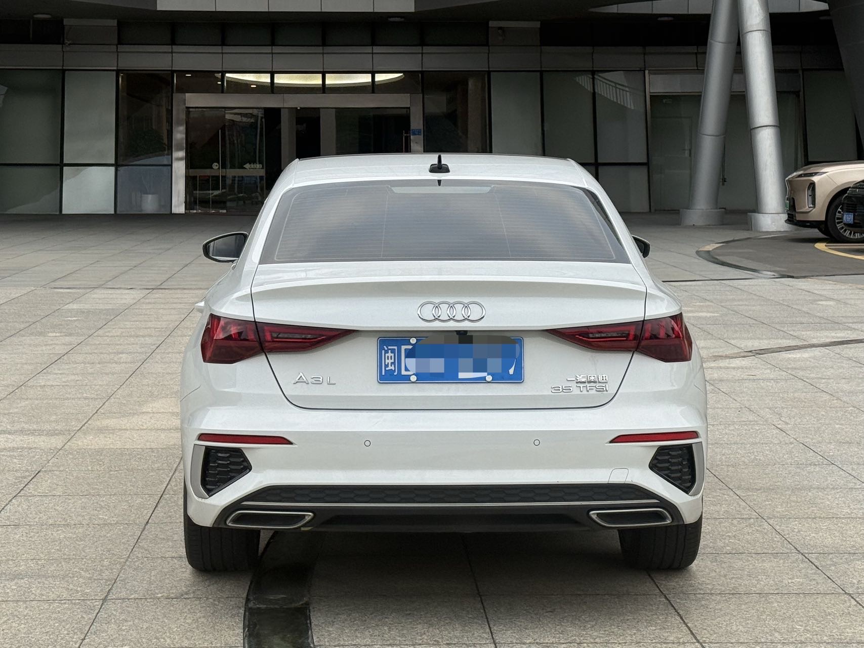 2022 immagine di auto #5
