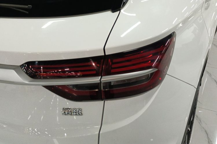 GEELY Coolray 2021 immagine di auto #8