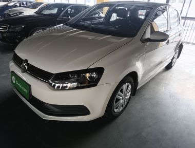 Volkswagen Polo 2016 car image 