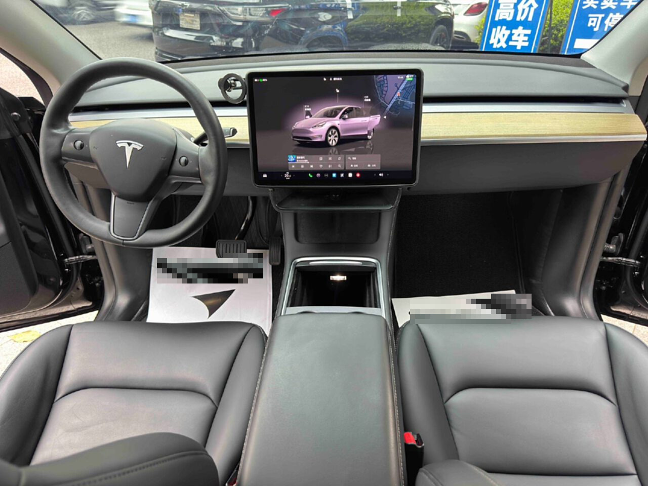 Tesla Model Y 2023 car image #10