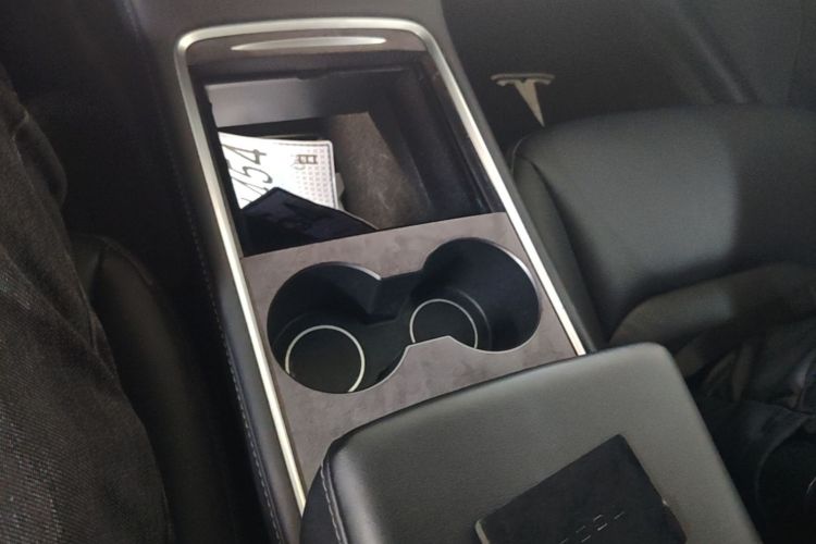 Tesla Model 3 2021 #14 Tesla Model 3 2021 car image #14