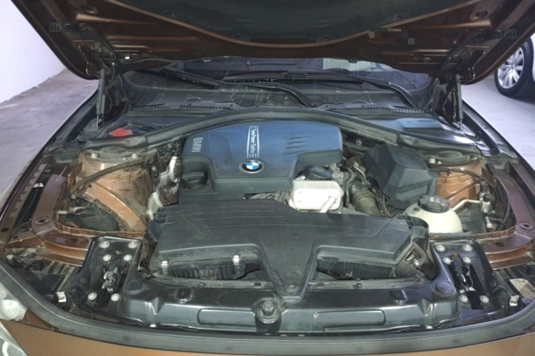 BMW 3 Series 2017 car image #20