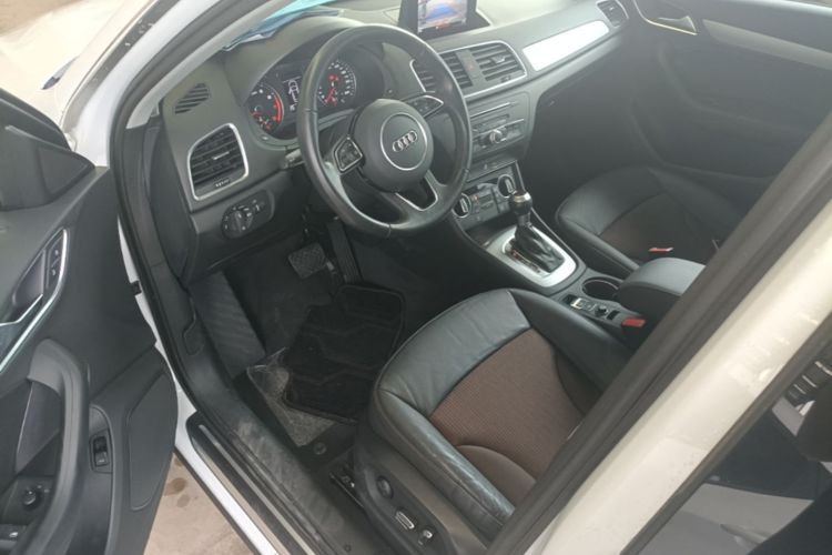 Audi Q3 2018 #16 Audi Q3 2018 car image #16