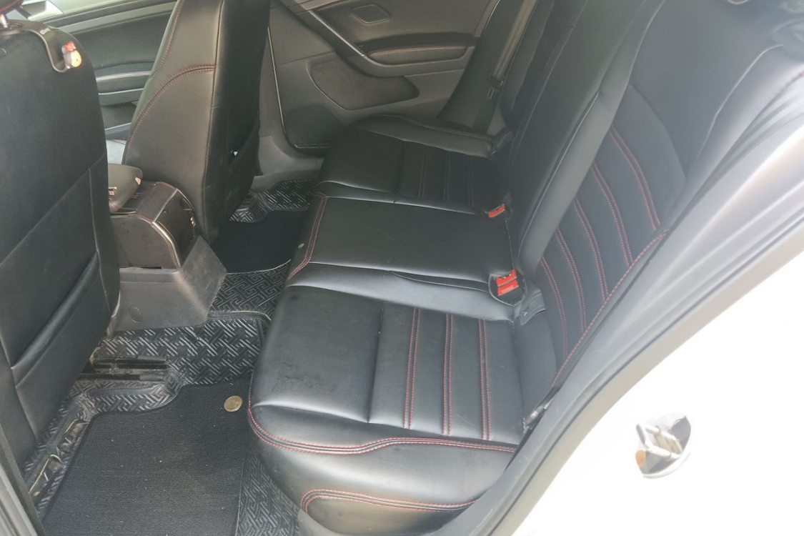 Volkswagen Golf 2016 car image #21