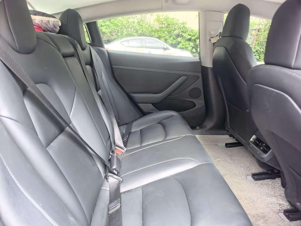 Tesla Model 3 2021 car image #11