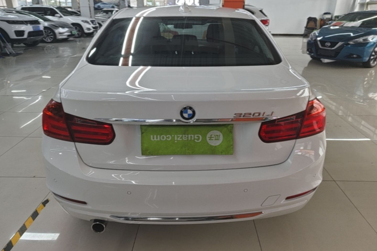 BMW 3 Series 2015 #6 BMW 3 Series 2015 car image #6