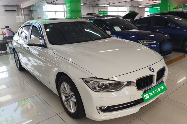 BMW 3 Series 2015 car image #6