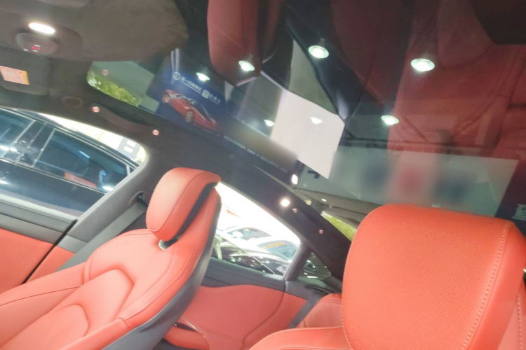 MI SU7 2025 image de voiture #18