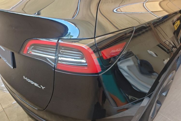 Tesla Model Y 2022 #8 Tesla Model Y 2022 immagine di auto #8