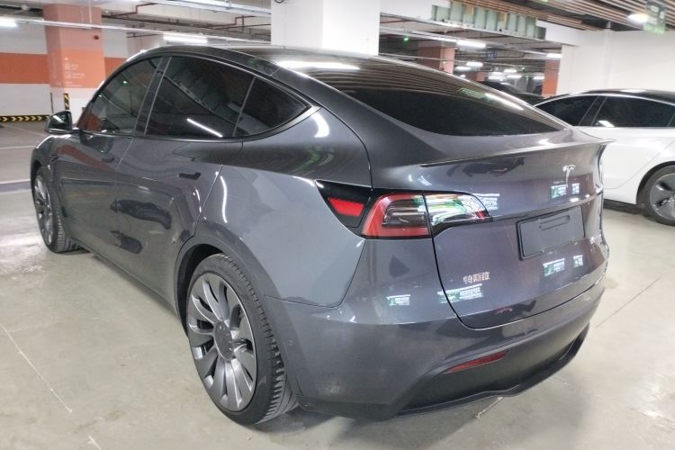 Tesla Model Y 2022 #5 Tesla Model Y 2022 car image #5