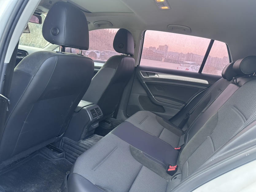 Volkswagen Golf 2019 #8 Volkswagen Golf 2019 صورة سيارة #8