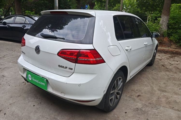 Volkswagen Golf 2015 car image #5