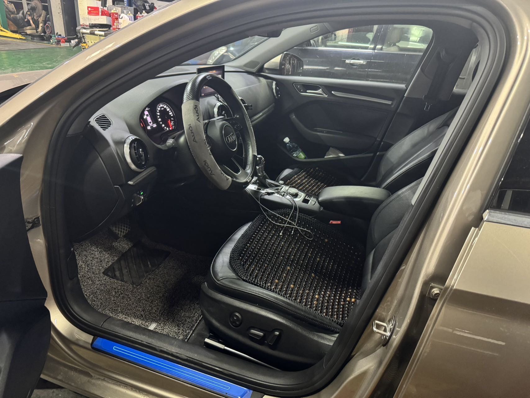 Audi A3 2019 car image #4