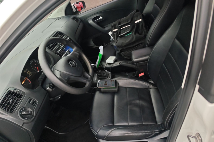Volkswagen Polo 2018 car image #15