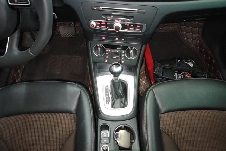Audi Q3 2019 #22 Audi Q3 2019 car image #22