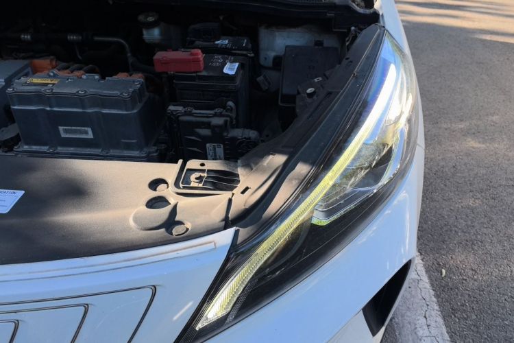 GEELY Emgrand GSe 2018 #29 GEELY Emgrand GSe 2018 immagine di auto #29