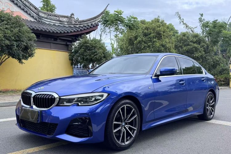 BMW 3 Series 2021 car image #8