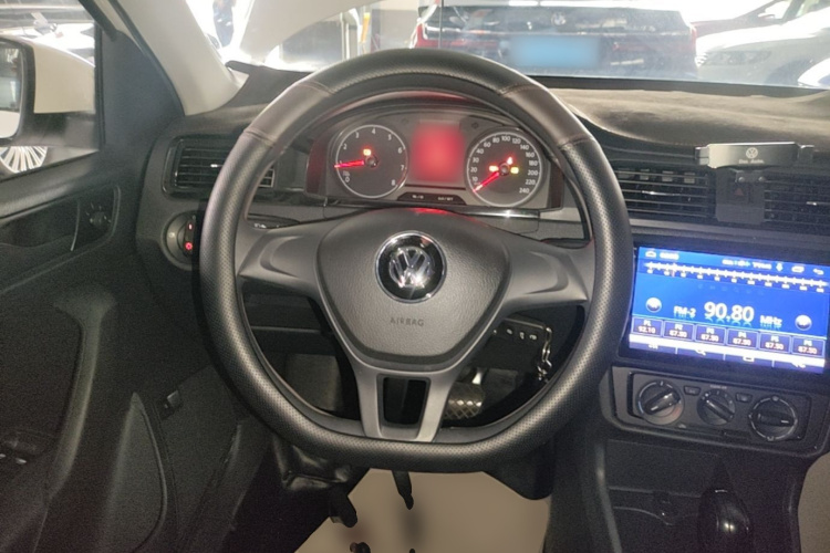 Volkswagen Santana 2019 #11 Volkswagen Santana 2019 car image #11