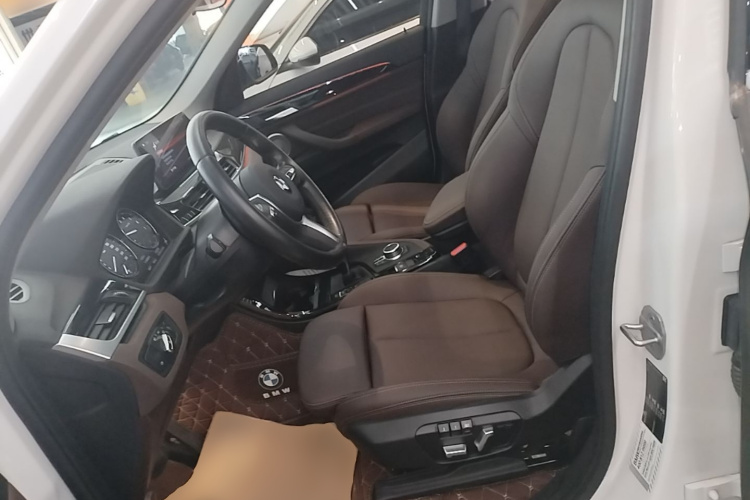 BMW X1 2021 car image #15