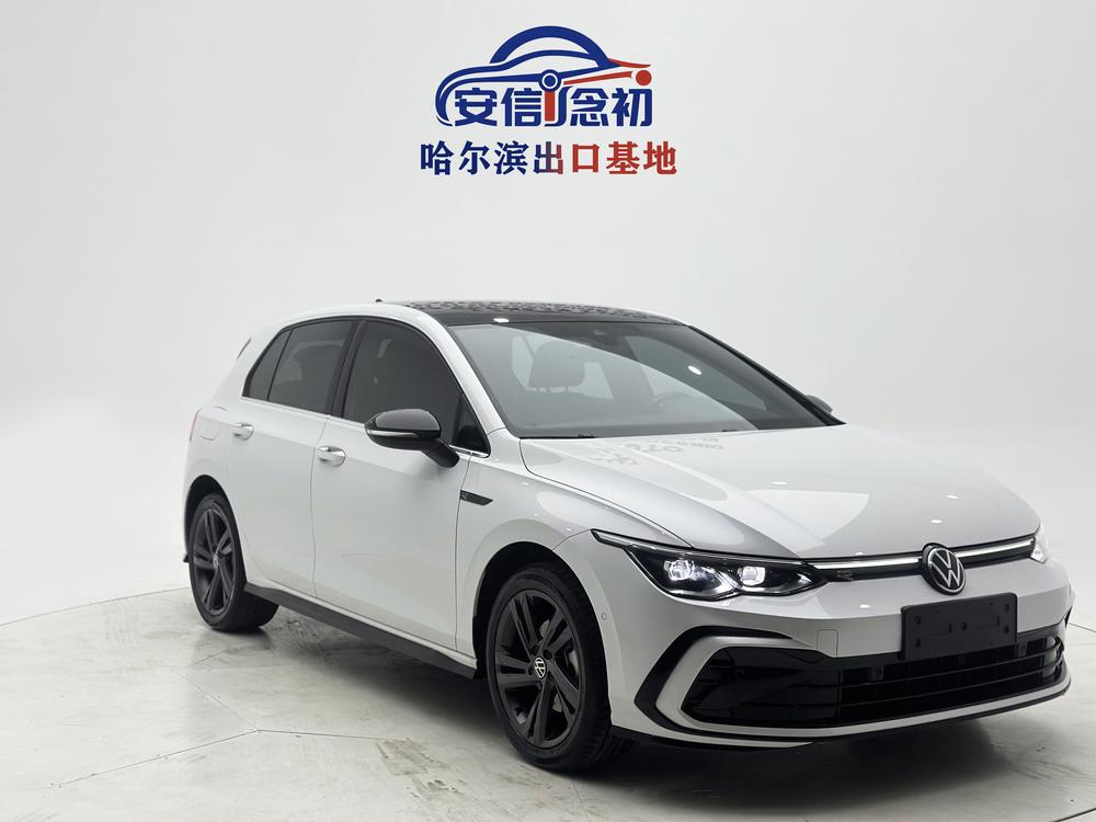 Volkswagen Golf 2021 car image #3