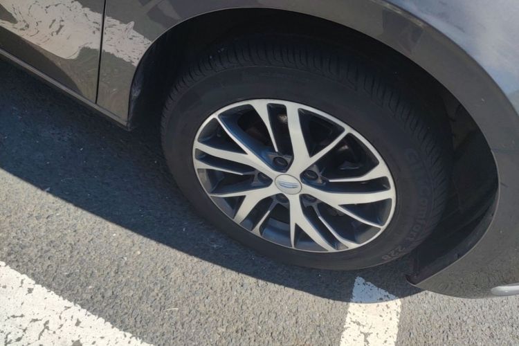 GEELY Emgrand 2022 car image #9