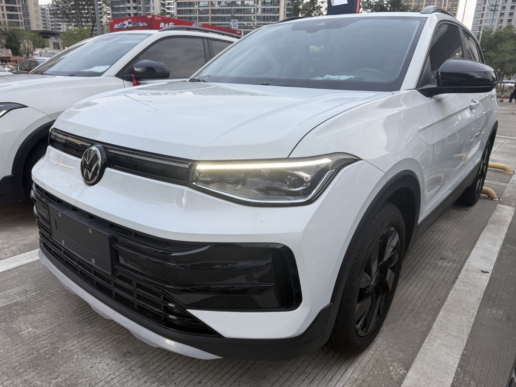 2025 2025 car image