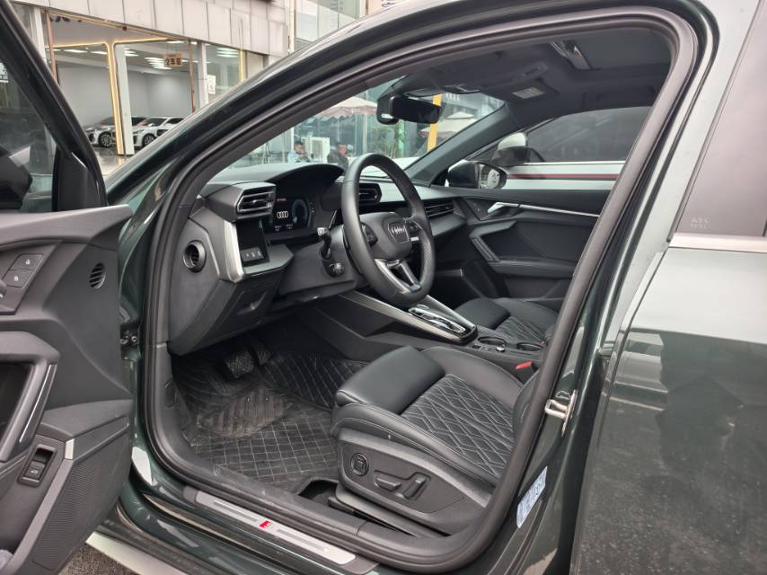 Audi A3 2025 imagen de coche #5
