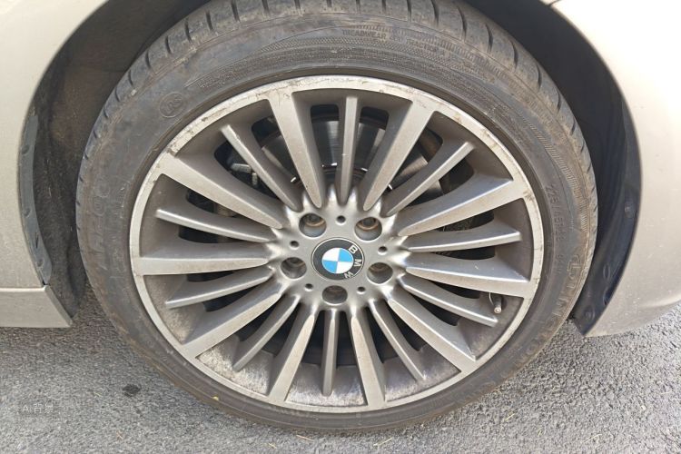 BMW 3 Series 2018 #9 BMW 3 Series 2018 car image #9