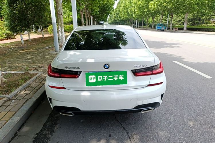 BMW 3 Series 2020 #6 BMW 3 Series 2020 car image #6