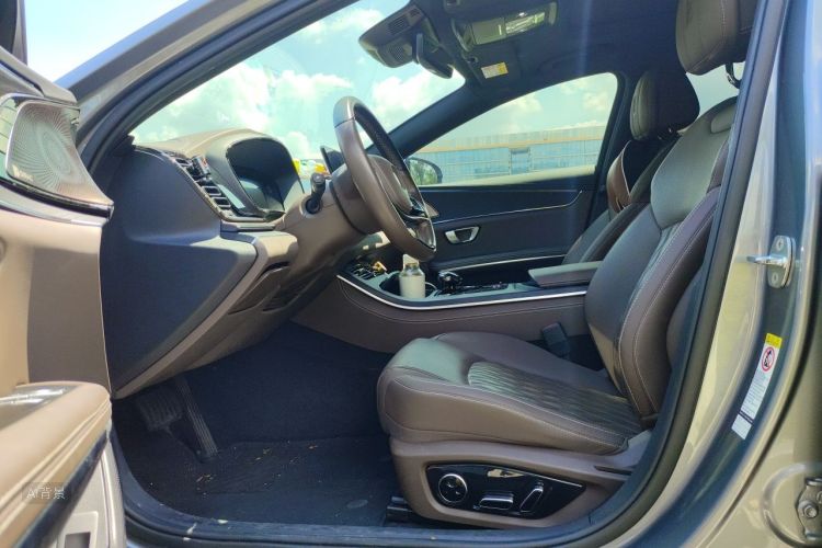BYD Han 2021 car image #18