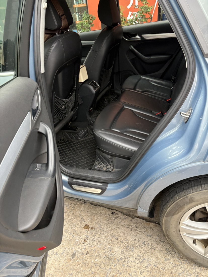 Audi Q3 2015 #4 Audi Q3 2015 car image #4