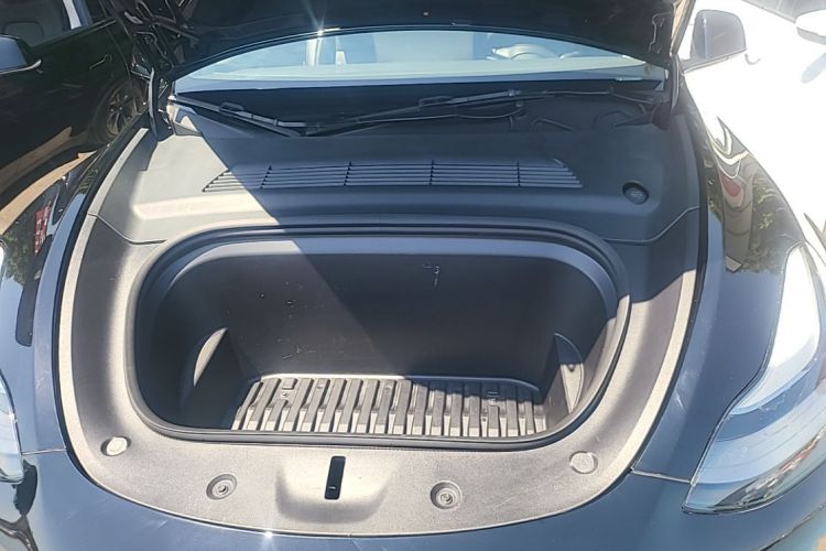 Tesla Model Y 2024 #20 Tesla Model Y 2024 immagine di auto #20
