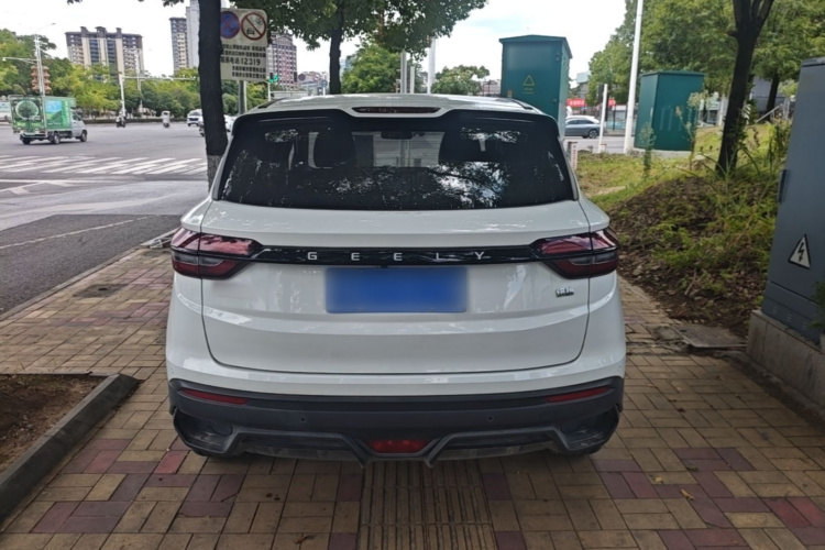 GEELY Coolray 2025 car image #6