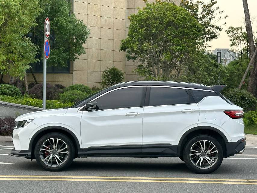 GEELY Coolray 2019 car image #3