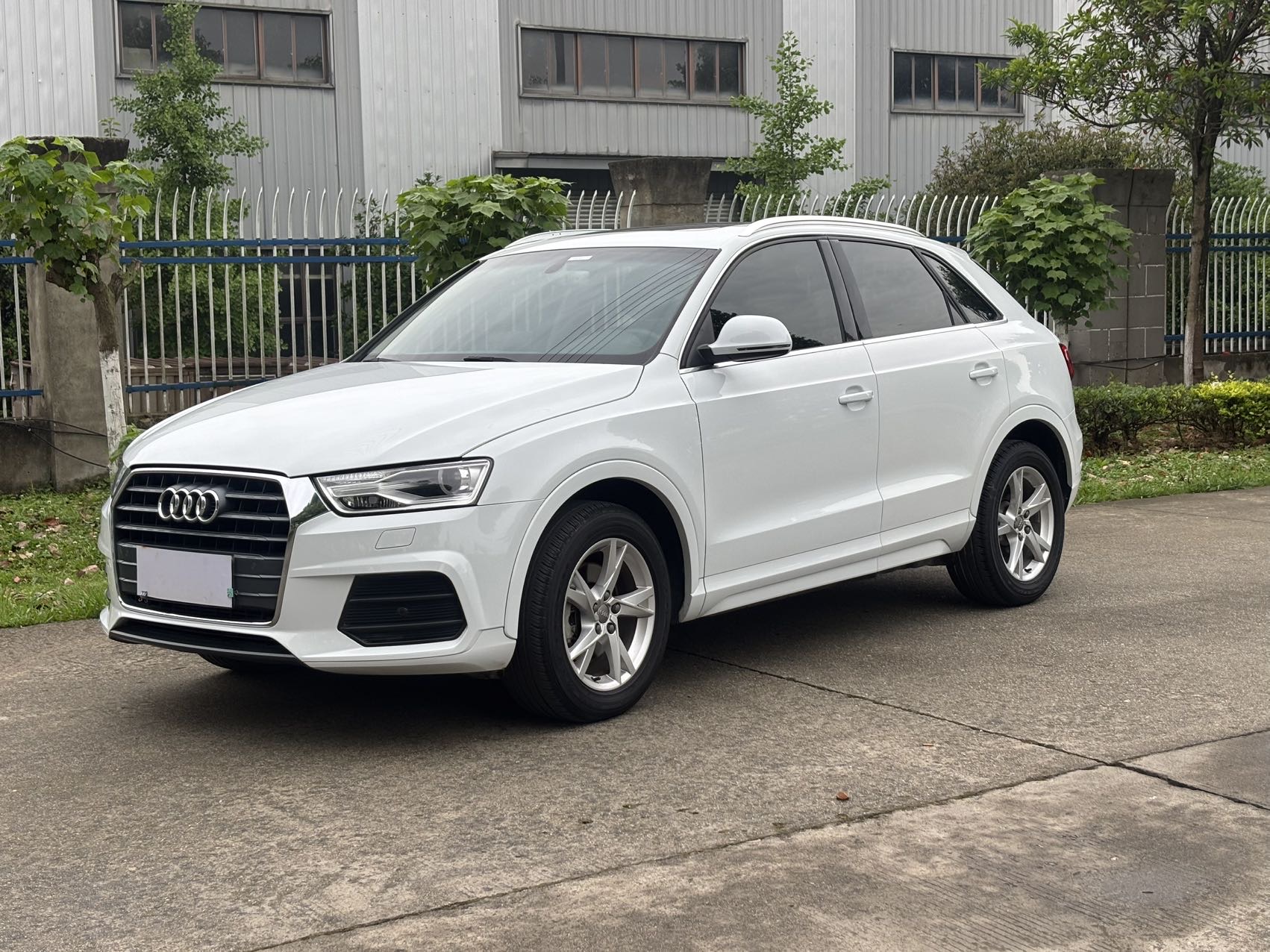 Audi Q3 2016 Audi Q3 2016 car image