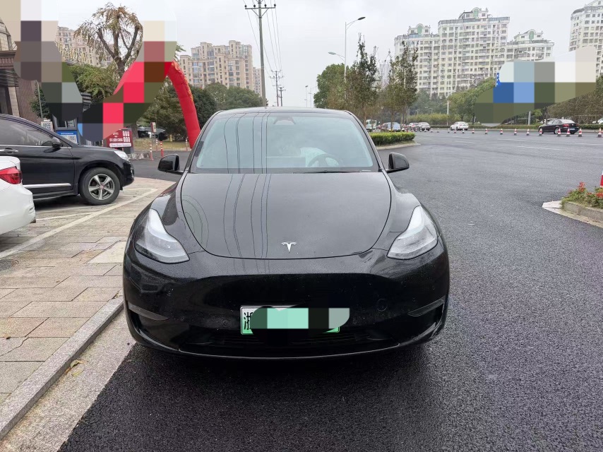 Tesla Model Y 2024 #2 Tesla Model Y 2024 image de voiture #2