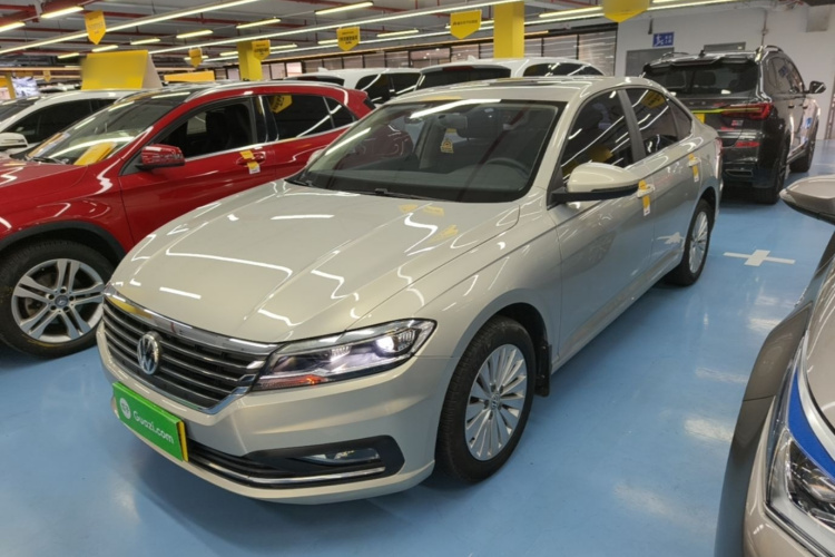 Volkswagen Lavida 2018 car image #2